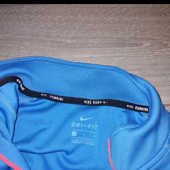 NIKE reflective jacket - Picture 7 of 7